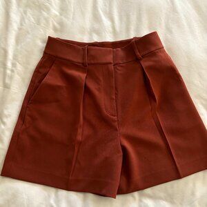 THEORY pleated shorts. New with tags